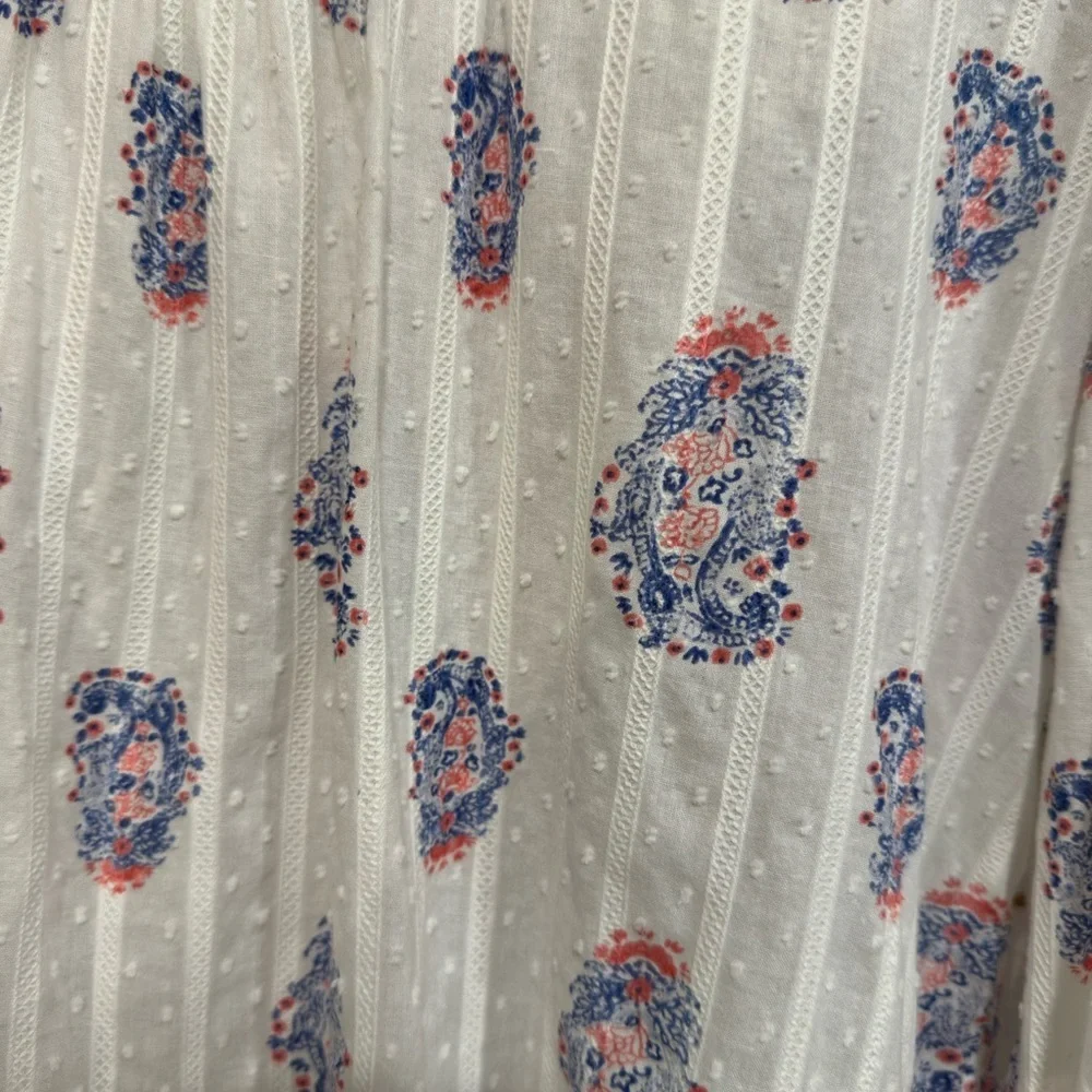 Joe Fresh White and Blue Blouse - Picture 2 of 7